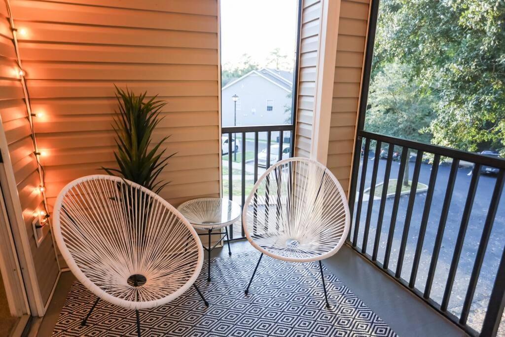 Lux 2Bd 2Ba Minutes From The Water Apartment Pensacola Luaran gambar